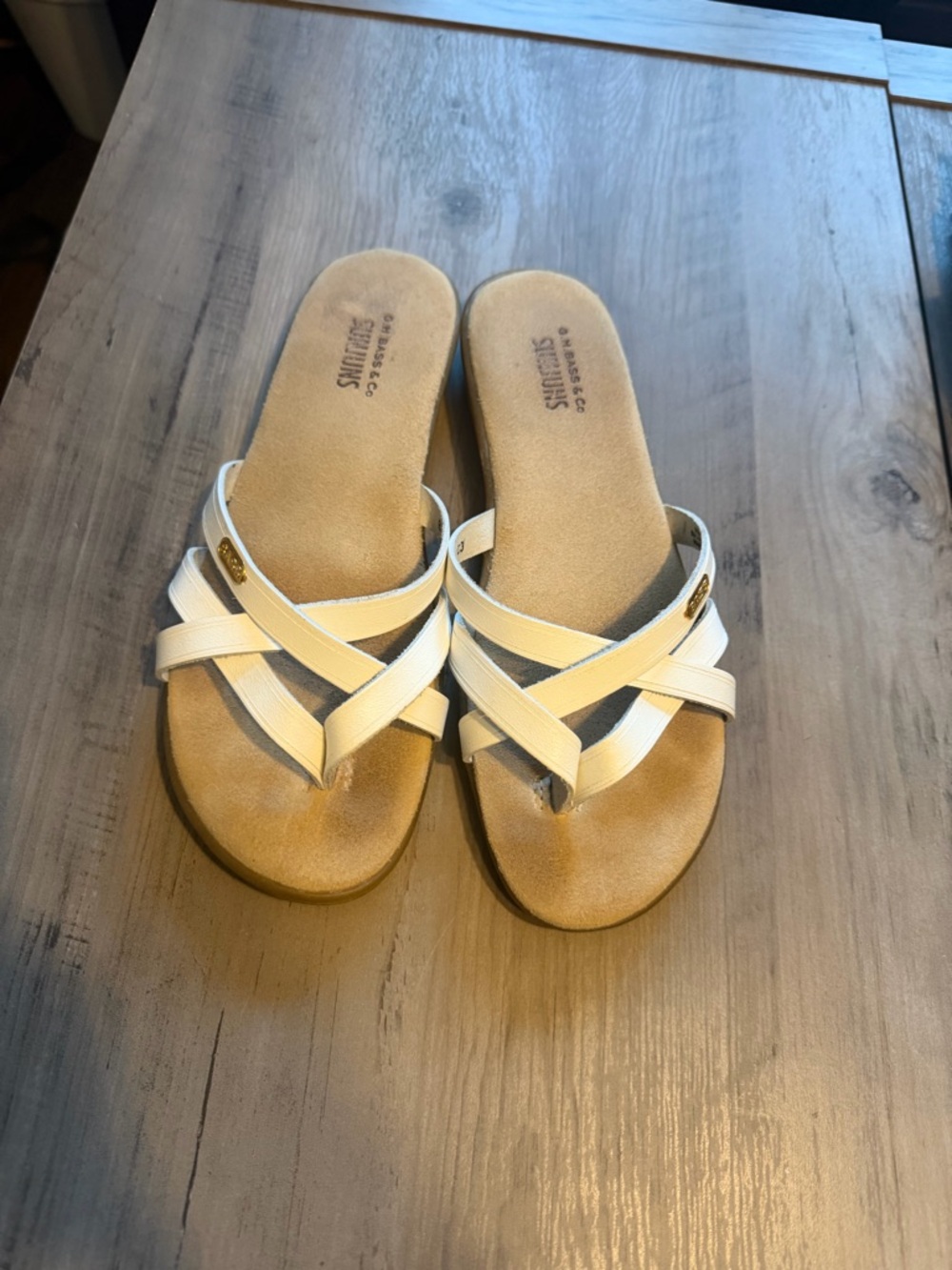 Bass White Women’s Crisscross Slide Sandal